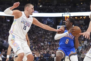 Denver ostao na nogama, majstorica za finale!